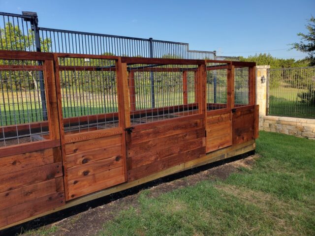 Enclosed garden with three step-in gates